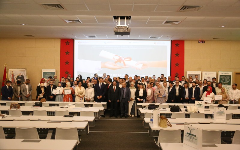 Dakhla : Remise des Diplômes à la quatrième promotion d’assistants en pharmacie formés par l’Université des sciences de la santé Mohammed VI